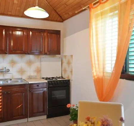 Apartment Ratimir Murter